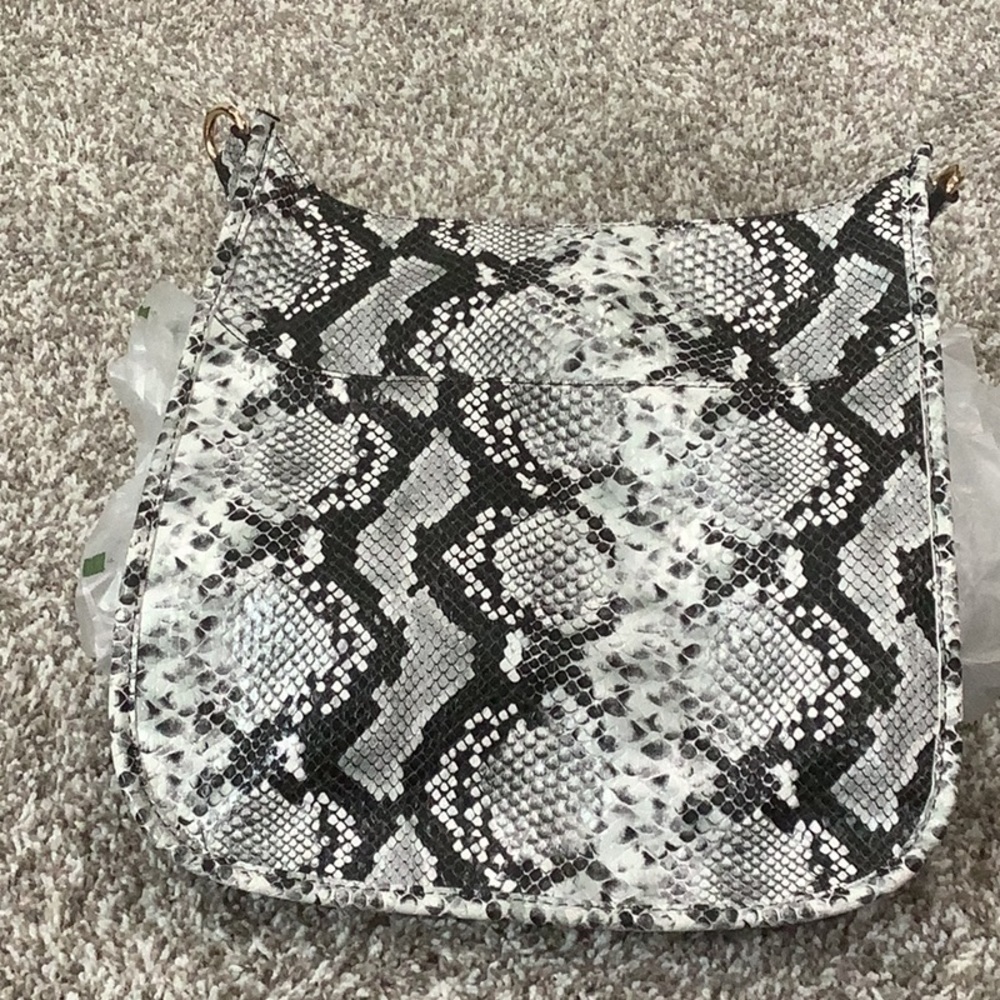 Closet Cleanout Sale! Ahdorned Messenger Bag NO Strap, gold tone
